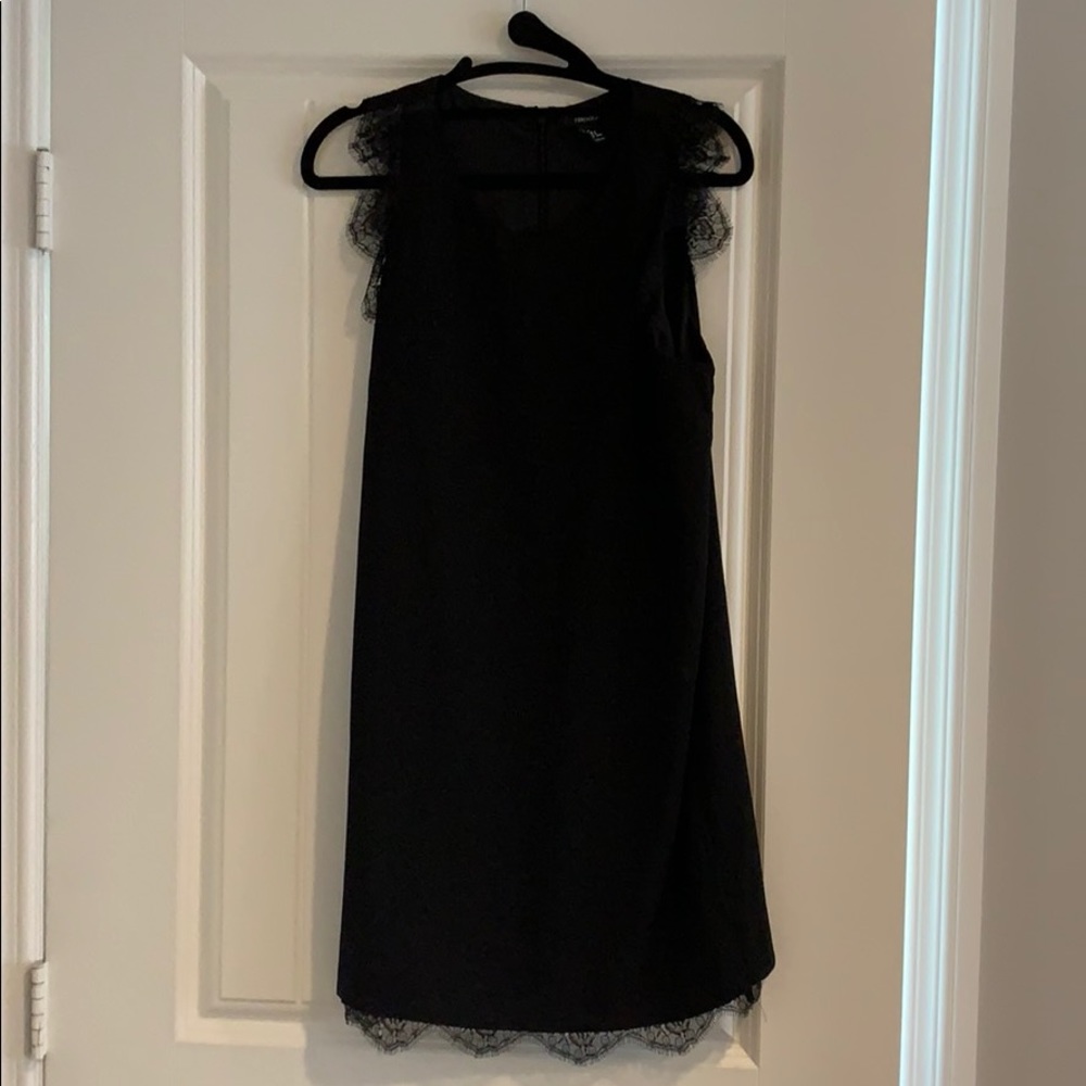 Black dress with lace detail size M